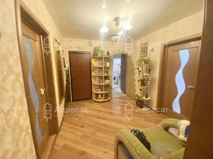 4-комн квартира ул. Новоузенская,  д.6