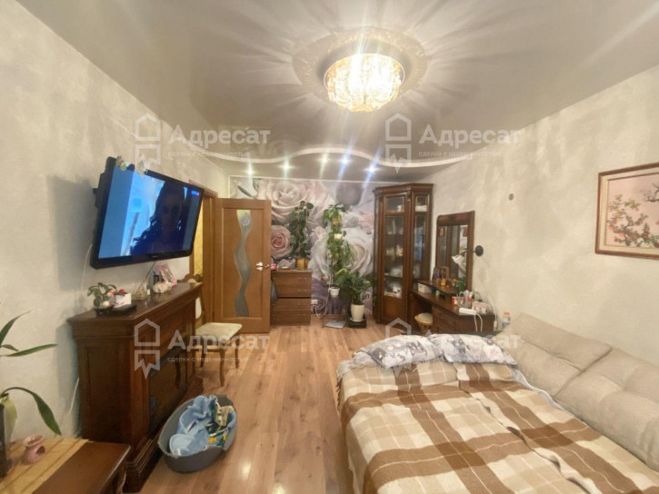 4-комн квартира ул. Новоузенская,  д.6