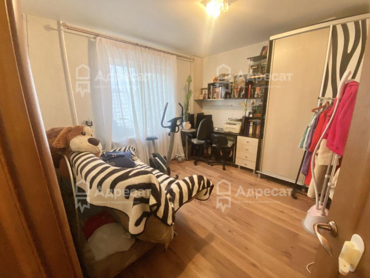 4-комн квартира ул. Новоузенская,  д.6