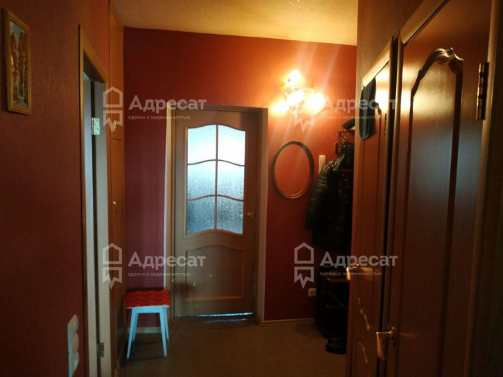 3-комн квартира ул. 64-й Армии,  д.137