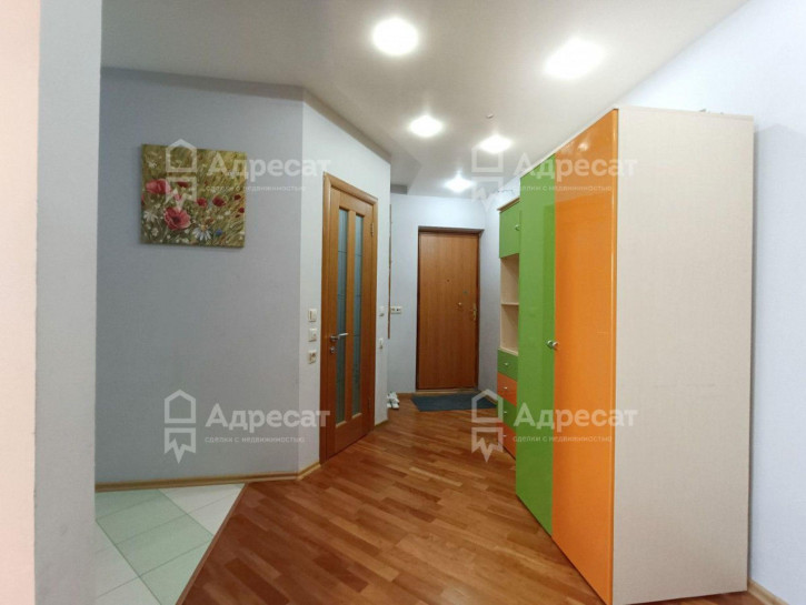3-комн квартира ул. им. Хользунова,  д.18/1