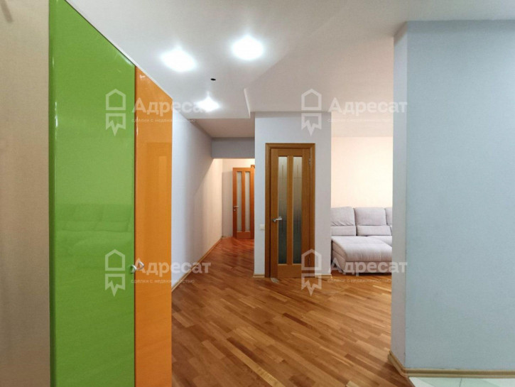 3-комн квартира ул. им. Хользунова,  д.18/1