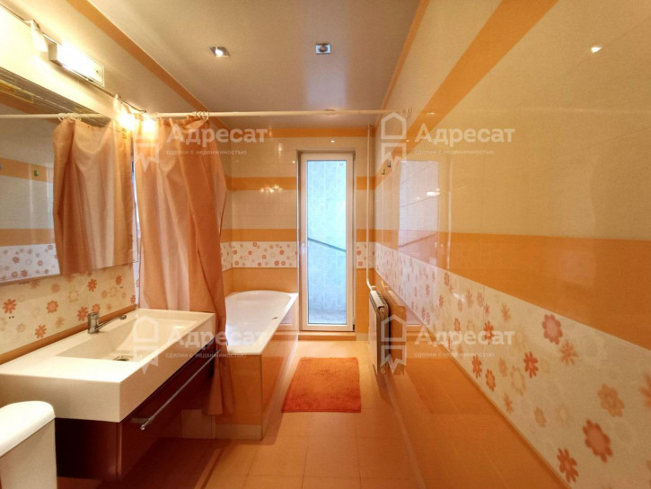 3-комн квартира ул. им. Хользунова,  д.18/1