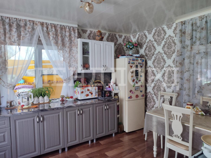 3-комн квартира Привокзальная, 18