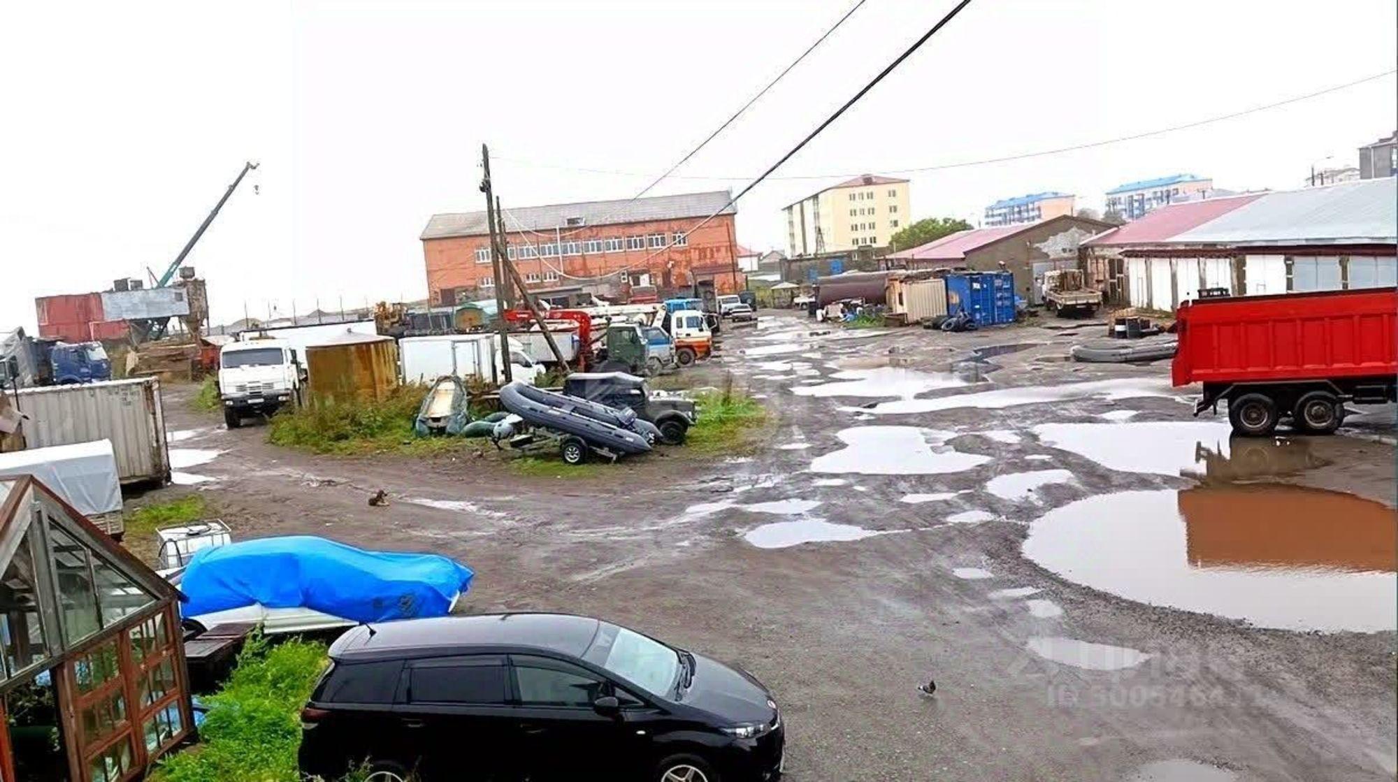 Купить складское помещение за 40 001 400 рублей на площадь Пермякова