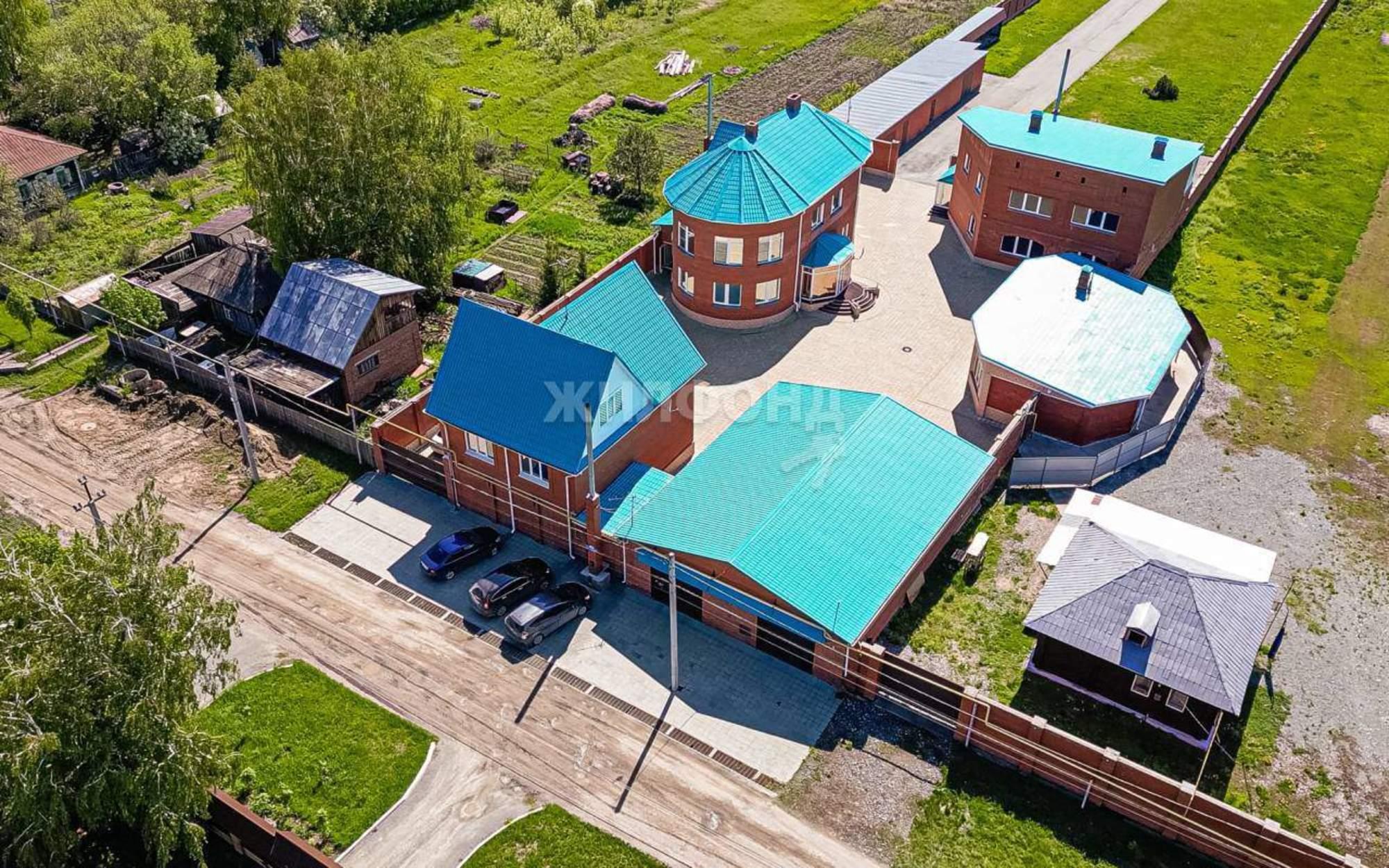 Купить дачу, дом, коттедж за 36 800 000 рублей на Кирова улица