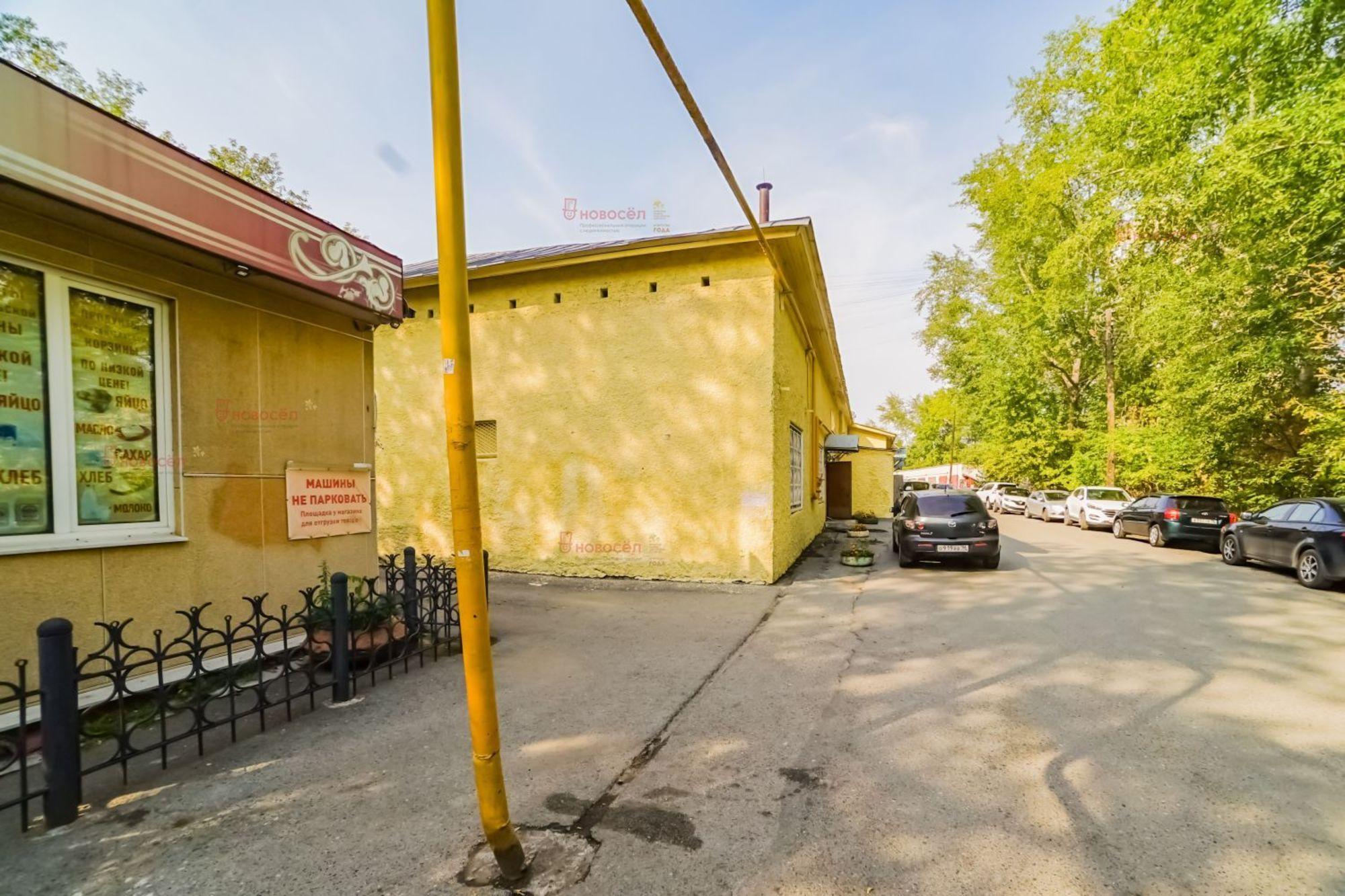 Купить торговое помещение за 1 700 000 рублей на Кимовская 6Б