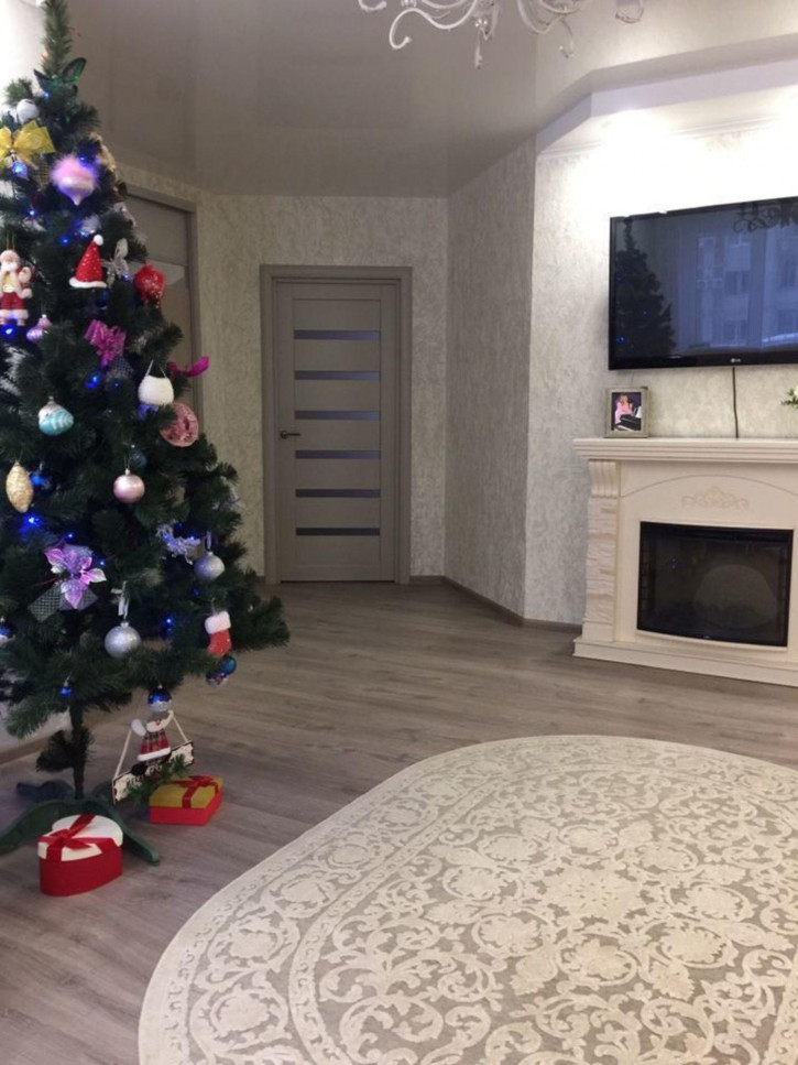 3-комн квартира Лунная ул, 30