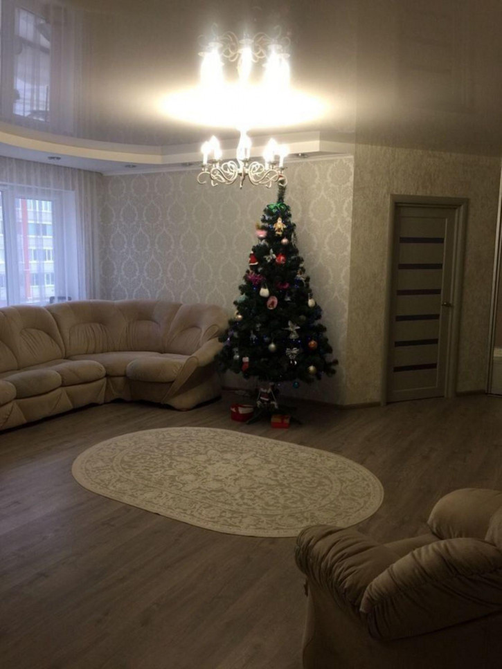 3-комн квартира Лунная ул, 30