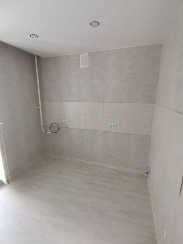 1-комн квартира Оржевского ул, 2