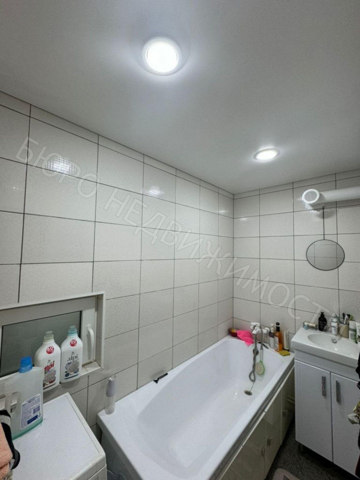 3-комн квартира Гагарина ул, 71