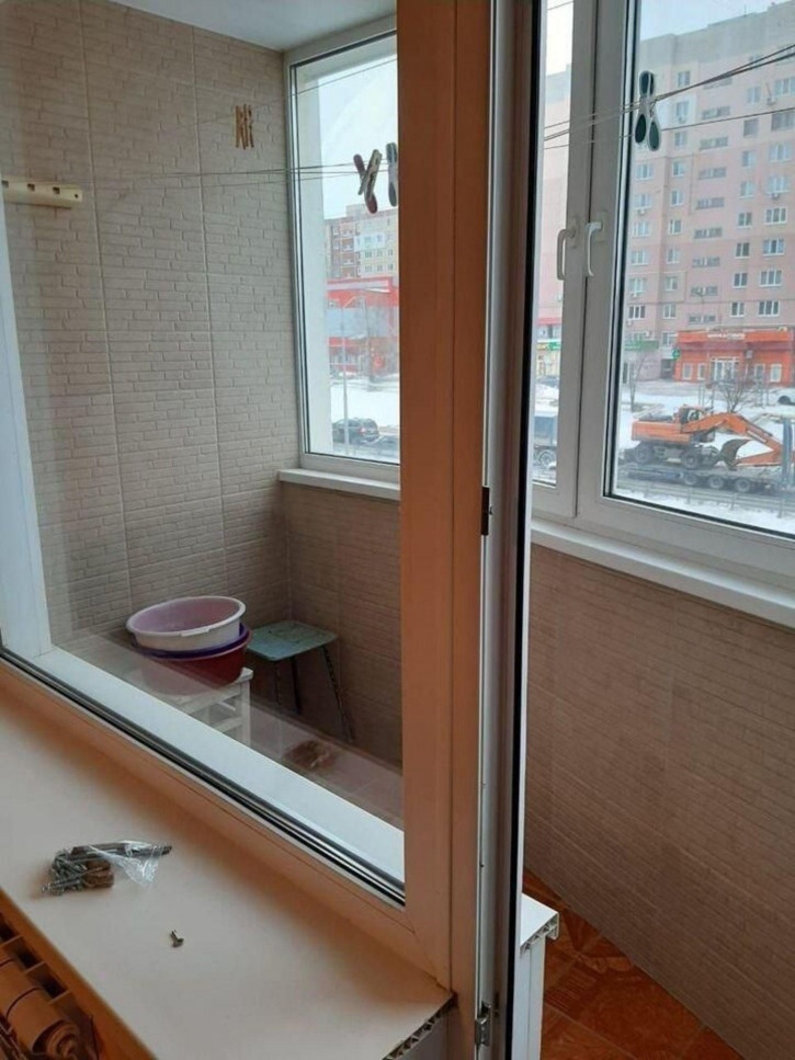 3-комн квартира Тархова ул, 27
