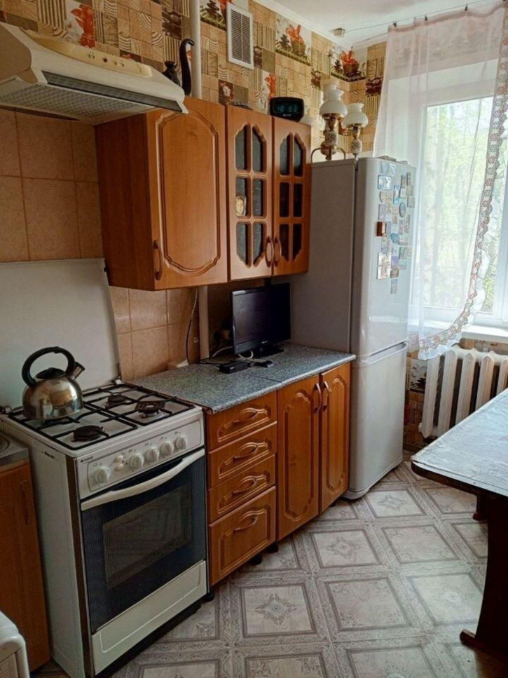 3-комн квартира Мамонтовой ул, 4