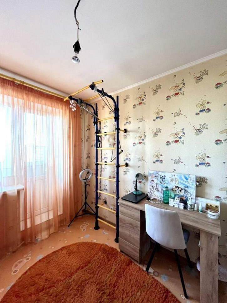 4-комн квартира Чехова ул, 8