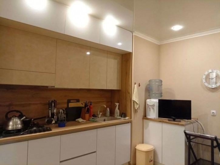 2-комн квартира Тархова ул, 45