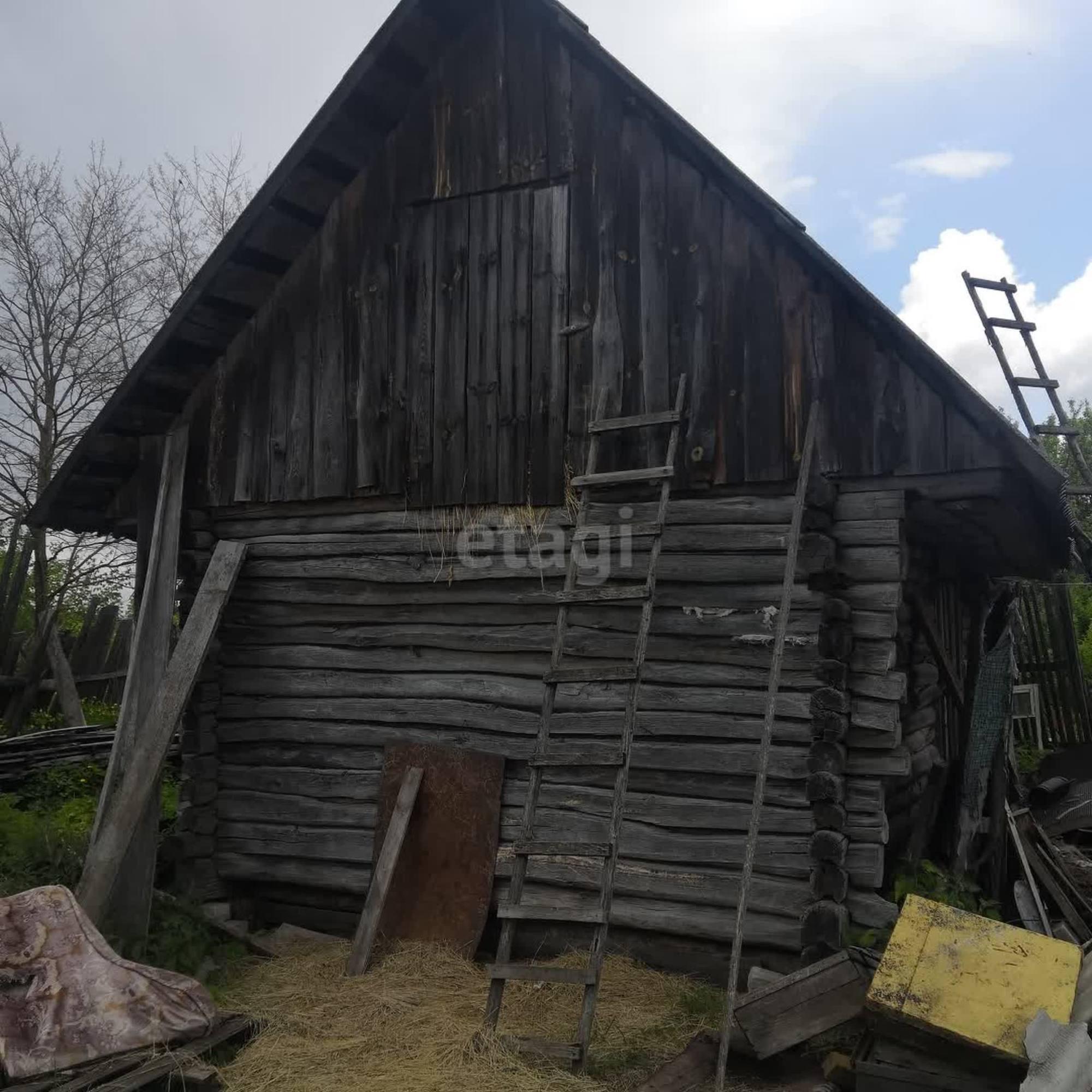 Купить дачу, дом, коттедж за 3 000 000 рублей на Космическая улица