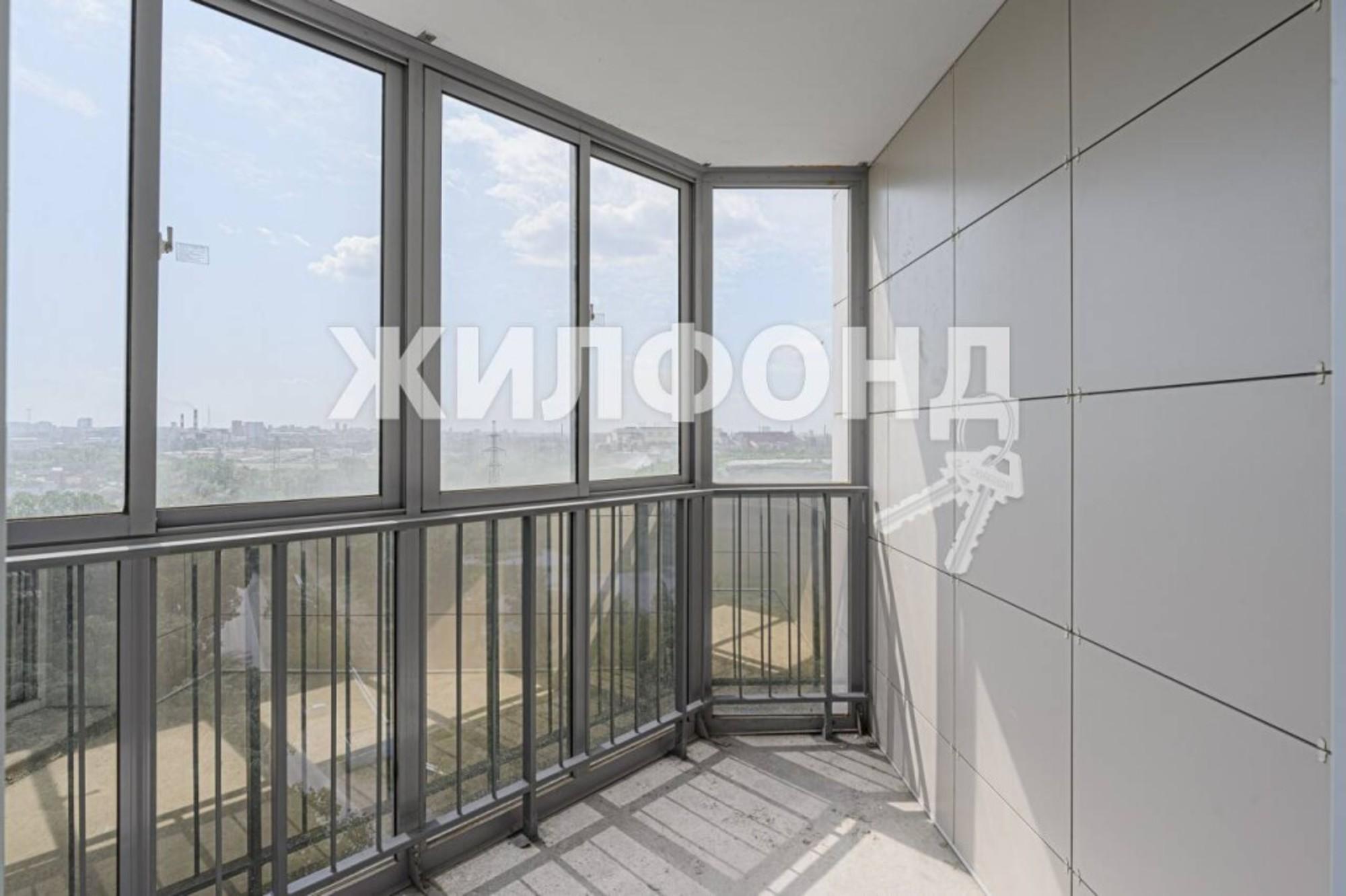 Купить квартиру за 5 500 000 рублей на Междуреченская, 3