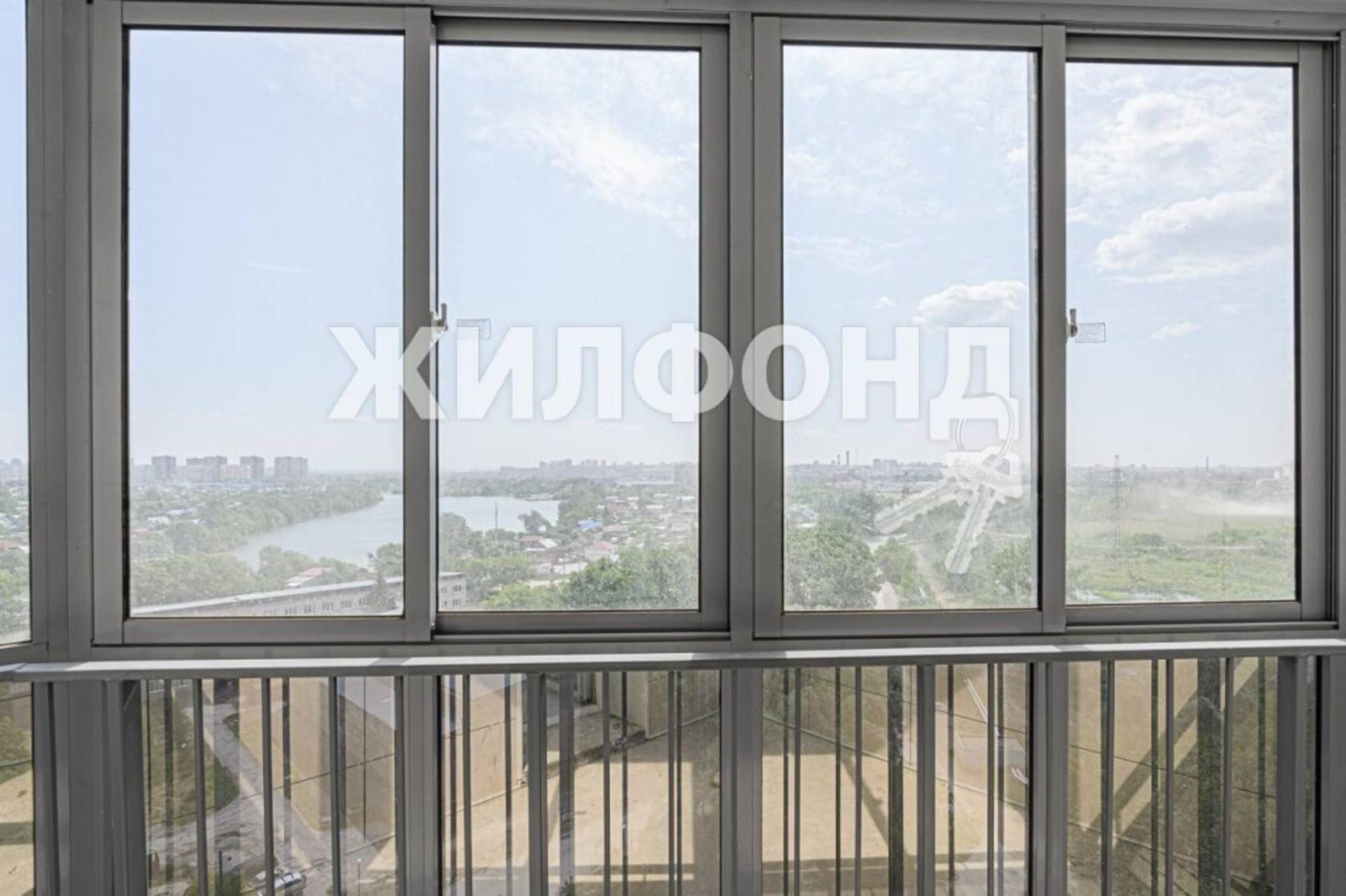 Купить квартиру за 5 500 000 рублей на Междуреченская, 3