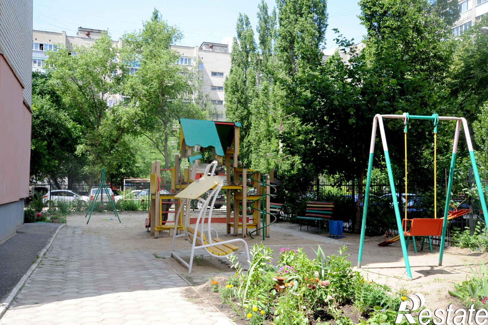 Купить квартиру за 8 970 000 рублей на генерала Лизюкова , 36а
