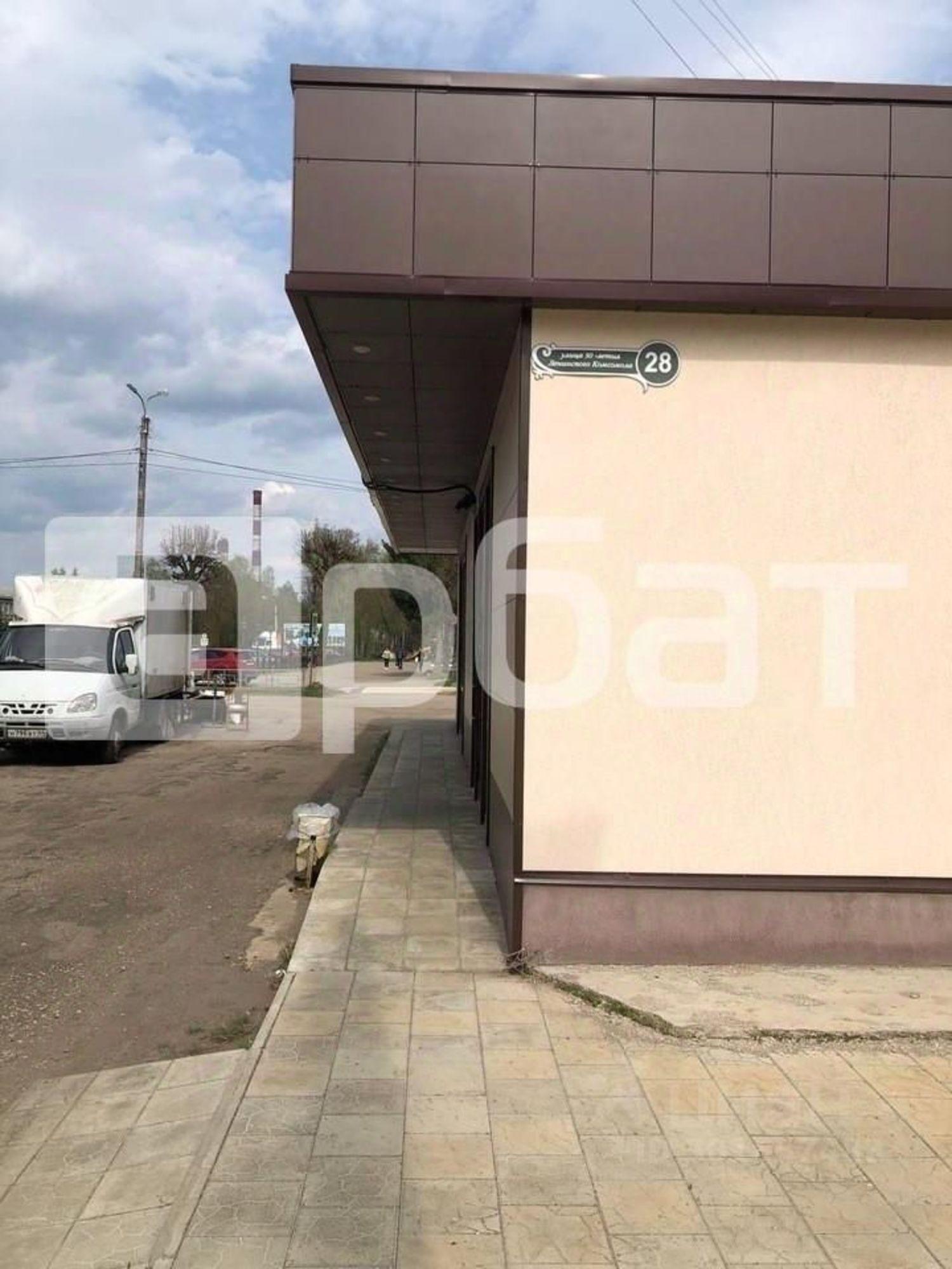Сдать торговое помещение за 70 001 рублей на ул Имени 50-летия Ленинского Комсомола, 30