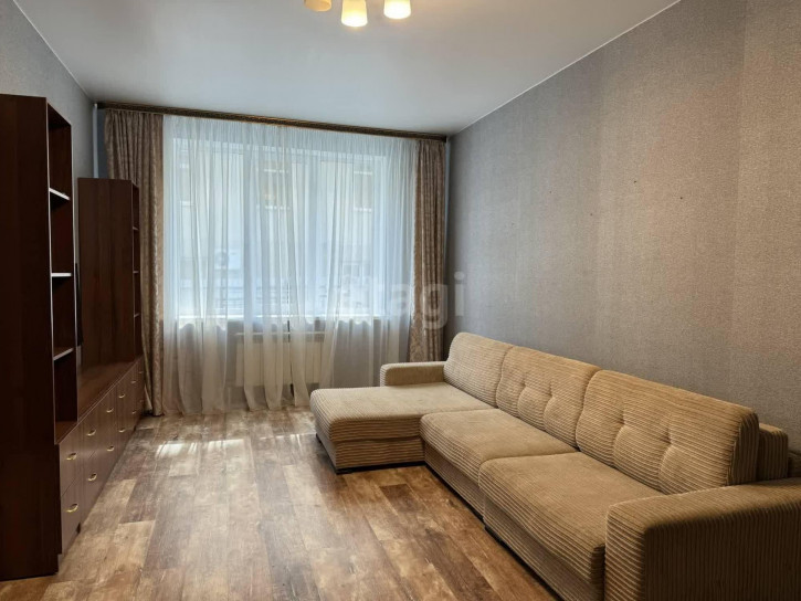 2-комн квартира улица Фокина