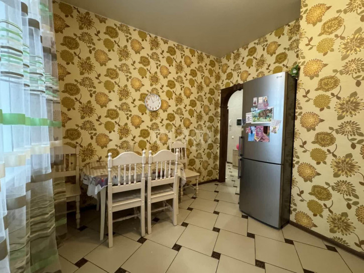 2-комн квартира улица Фокина