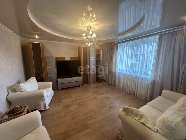 3-комн квартира улица Кутузова