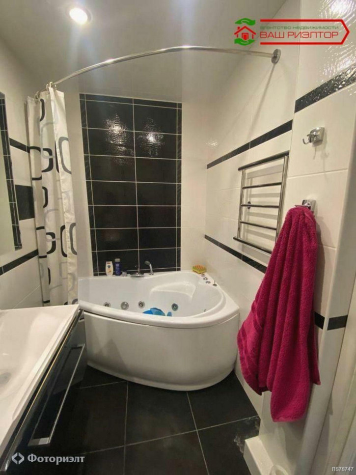 3-комн квартира Усть-Курдюмская ул, 3