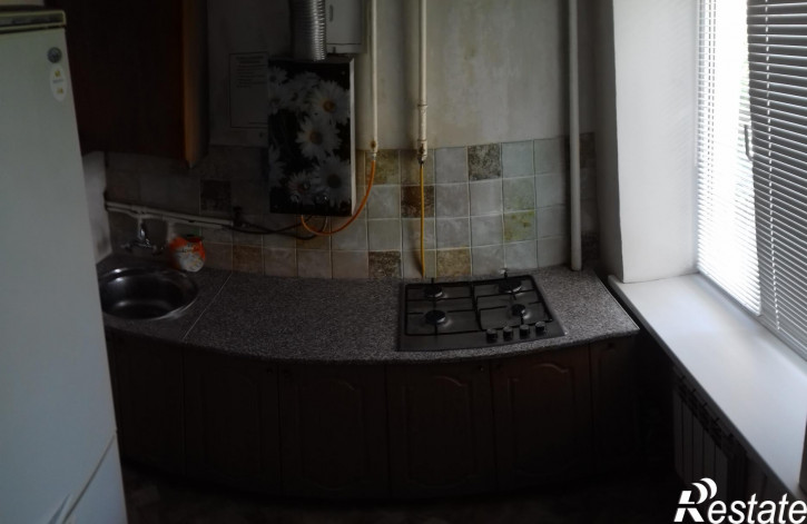 1-комн квартира Губернского , 37