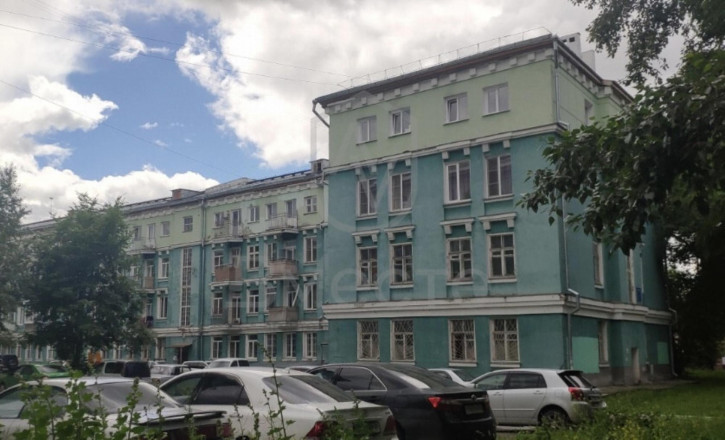 3-комн квартира Плахотного, 21