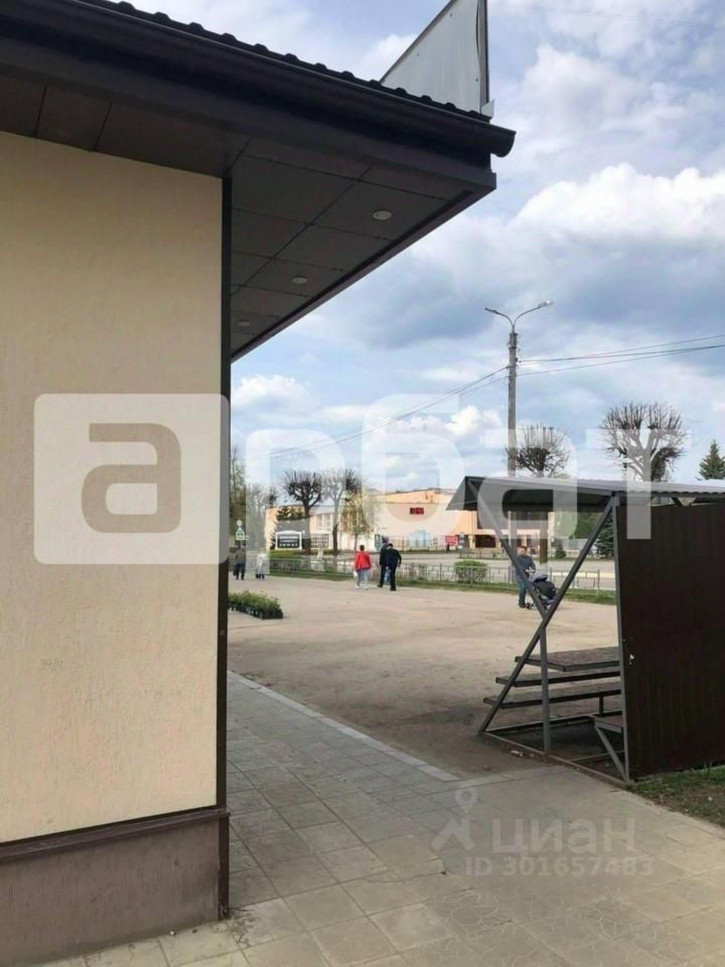 Торговое помещение ул Имени 50-летия Ленинского Комсомола, 30,  д. 30