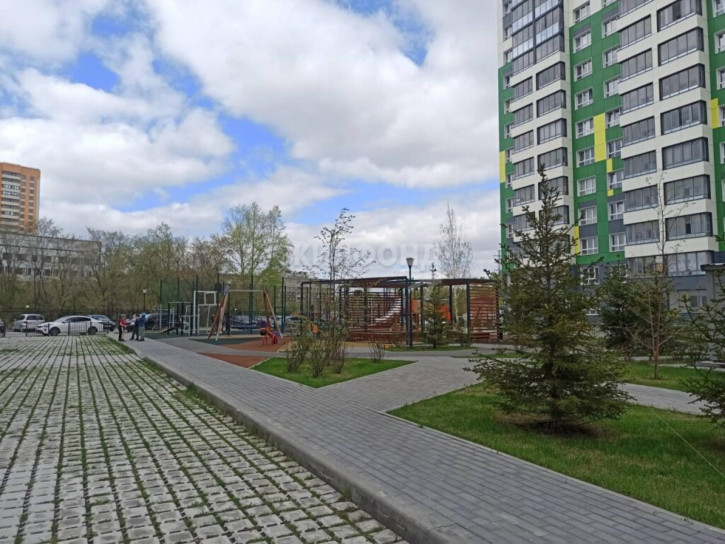 1-комн квартира Адриена Лежена, 38