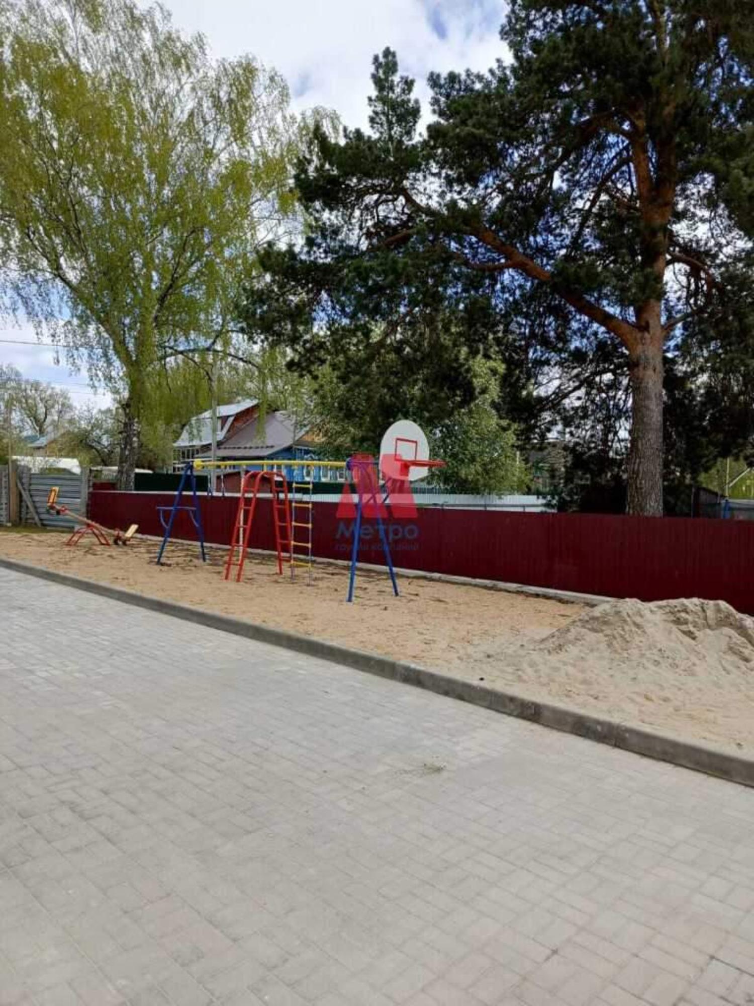 Купить квартиру за 4 350 000 рублей на Стопани улица, д.42