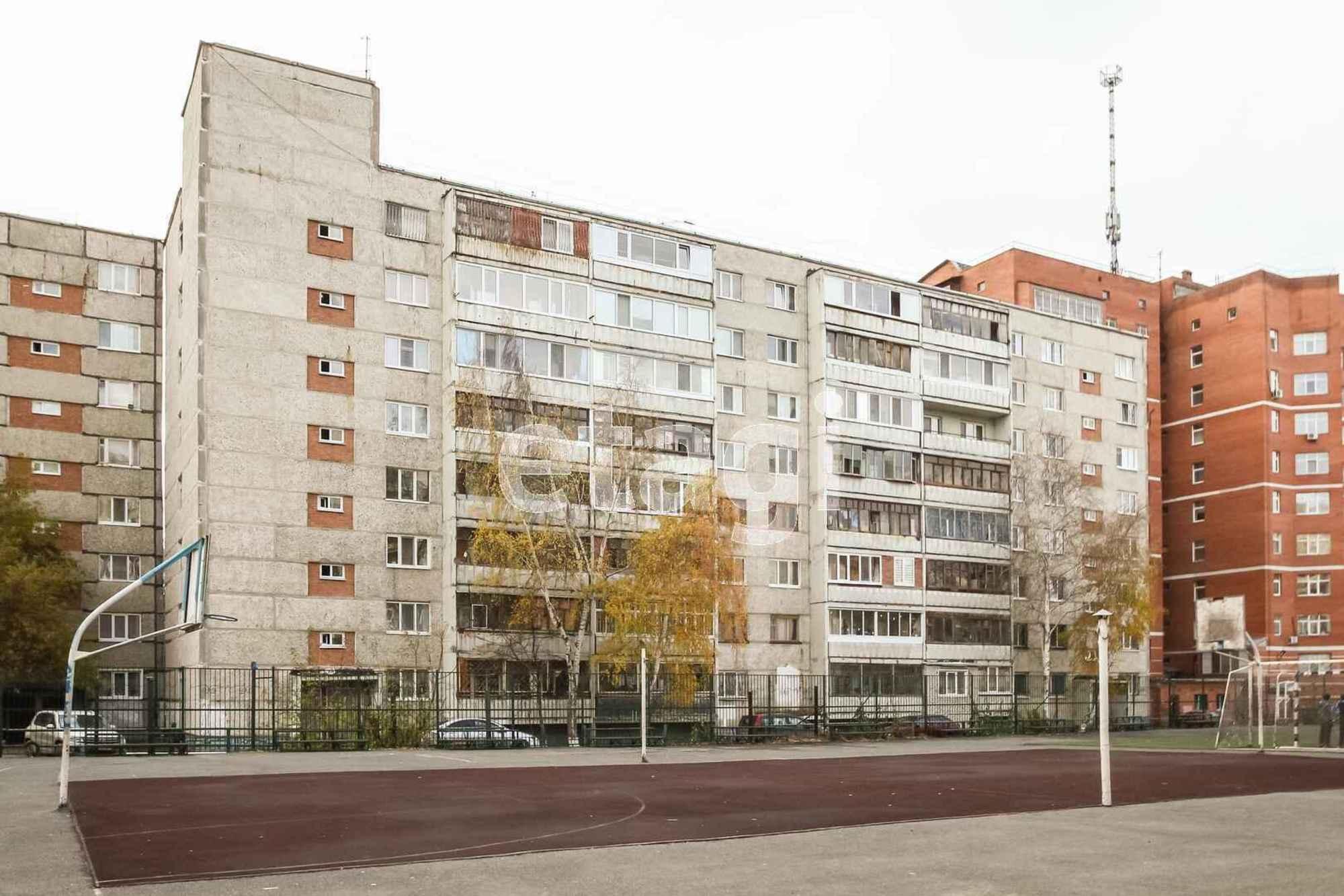 Купить квартиру за 5 200 000 рублей на Коммунаров, 37
