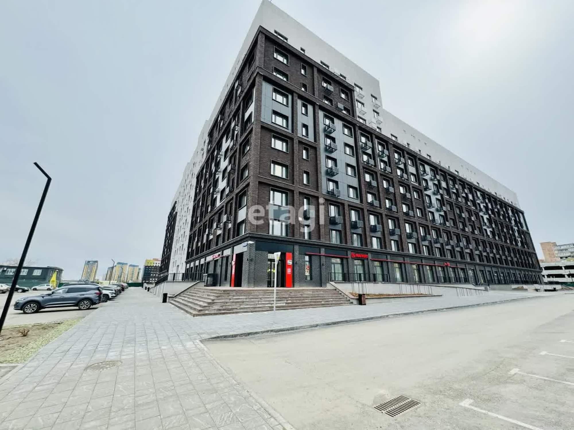Купить квартиру за 6 500 000 рублей на Новгородская, 20