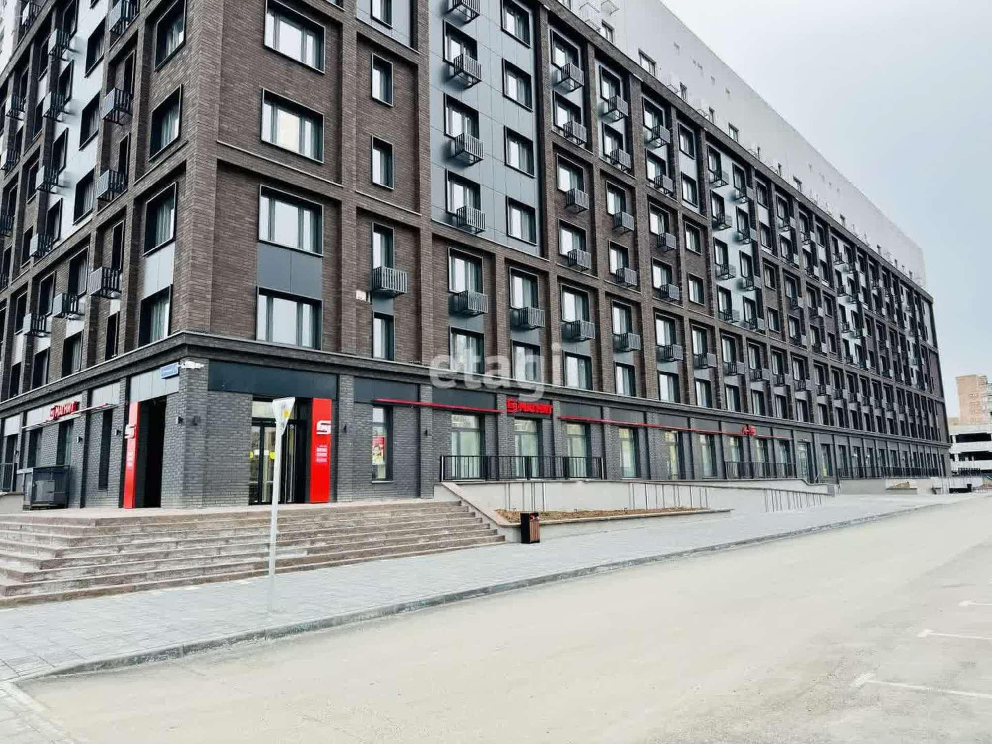 Купить квартиру за 6 500 000 рублей на Новгородская, 20