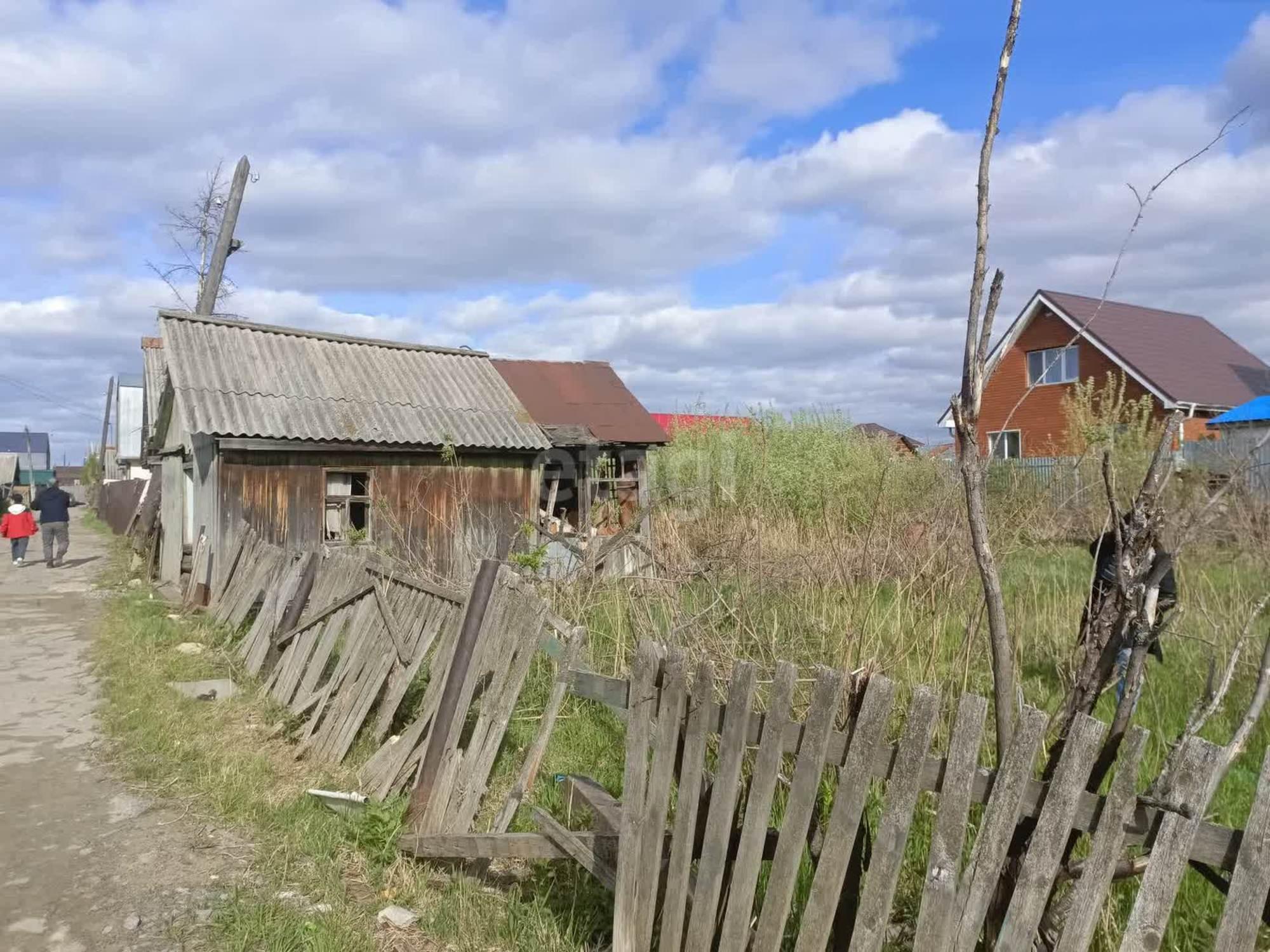 Купить дачу, дом, коттедж за 4 000 000 рублей на Средняя,