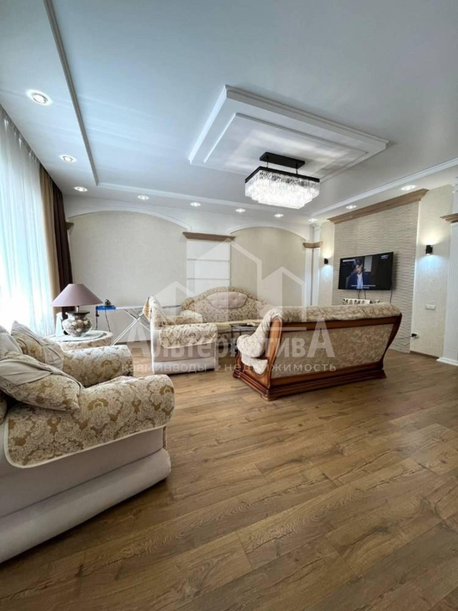 Купить дачу, дом, коттедж за 65 000 000 рублей на Умара Алиева ул.