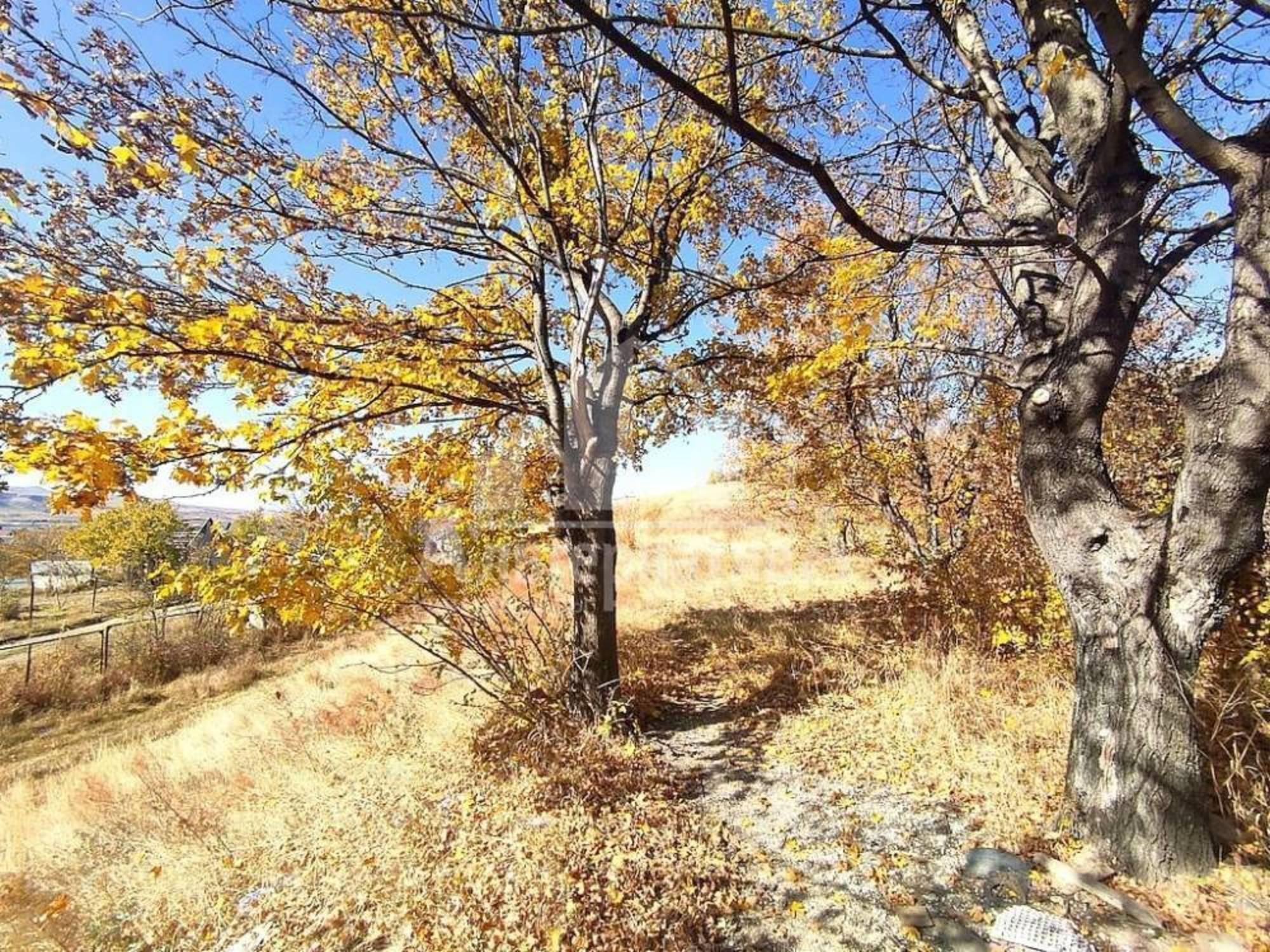 Купить землю, земельный участок за 4 600 000 рублей на 3-я линия ул.