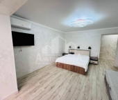 2-комн, 60кв м, этаж 4/5 Губина Андрея ул.