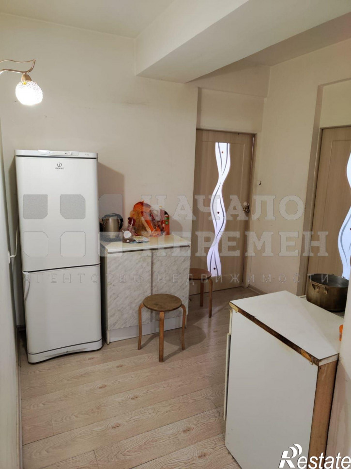 3-комн квартира Титова ул, 11/1
