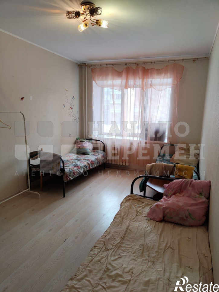 3-комн квартира Титова ул, 11/1