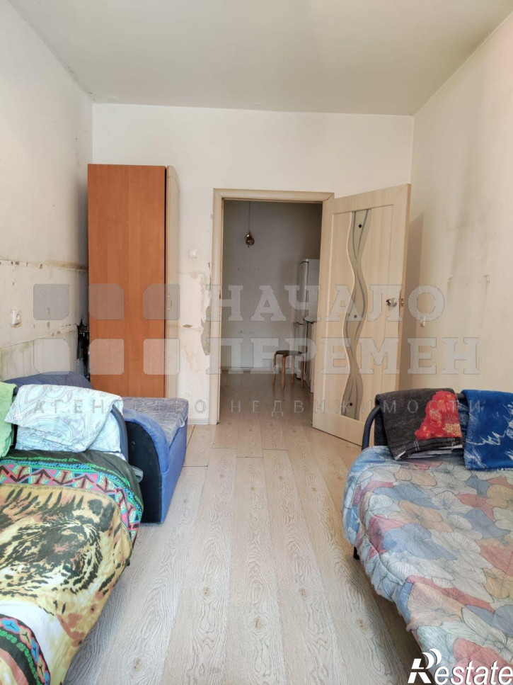 3-комн квартира Титова ул, 11/1