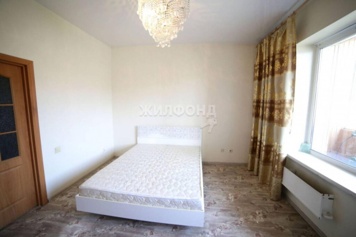 2-комн квартира Новосибирская, 10