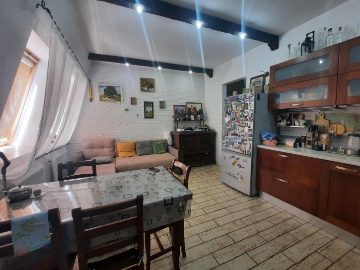 3-комн квартира г. Астрахань, Кировский район, ул. Максима Горького, 55