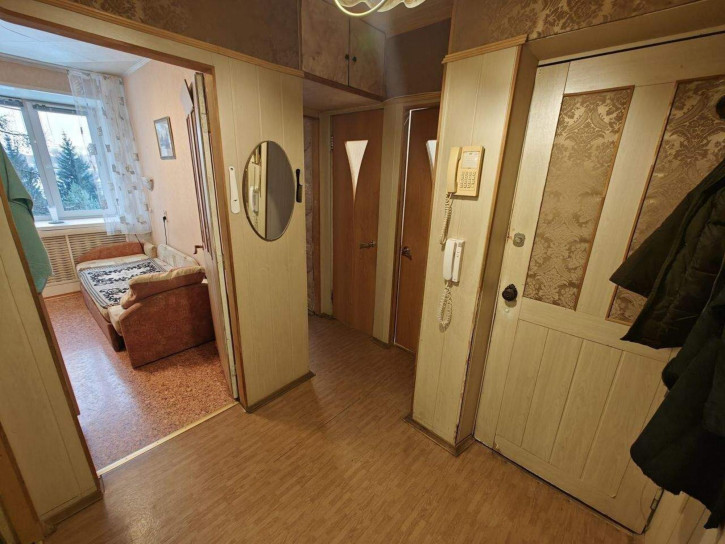 4-комн квартира Генерала Батова проспект, д.32