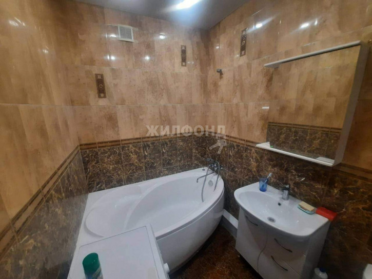 1-комн квартира Победы улица, влд27