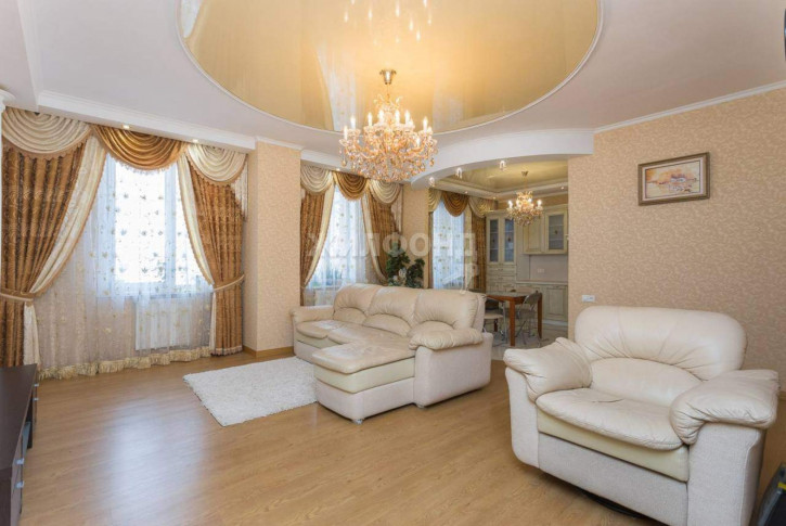 3-комн квартира Семьи Шамшиных улица, д.16