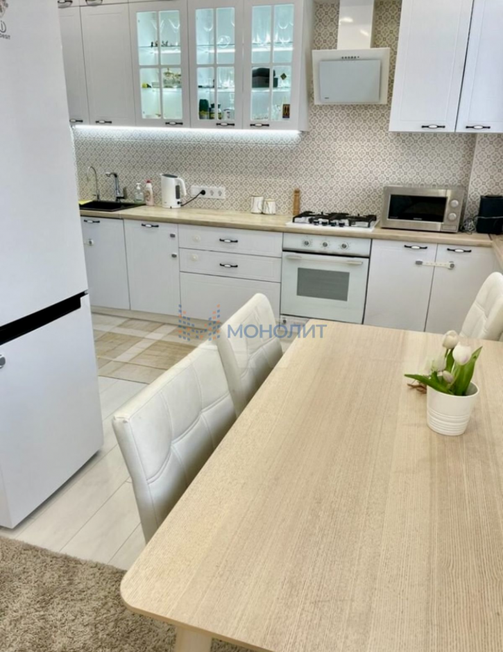 3-комн квартира Краснодонцев ул, 7