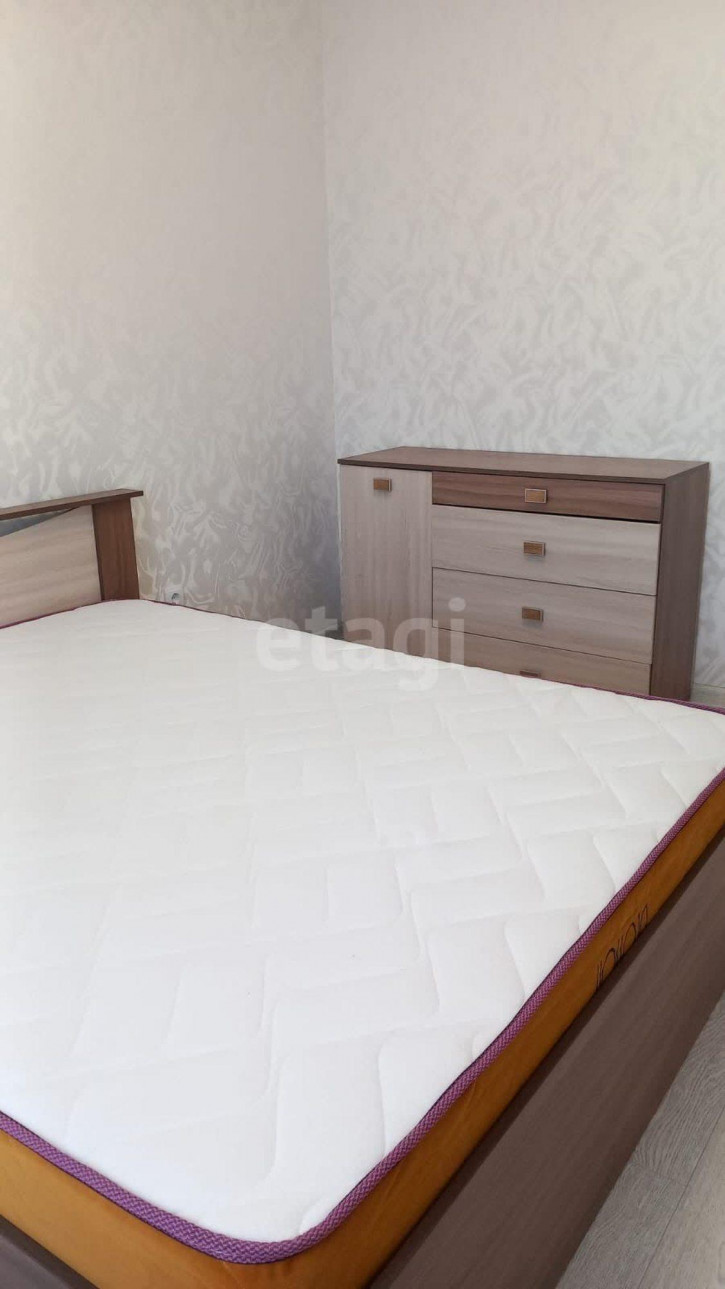 2-комн квартира Краснооктябрьская, 8